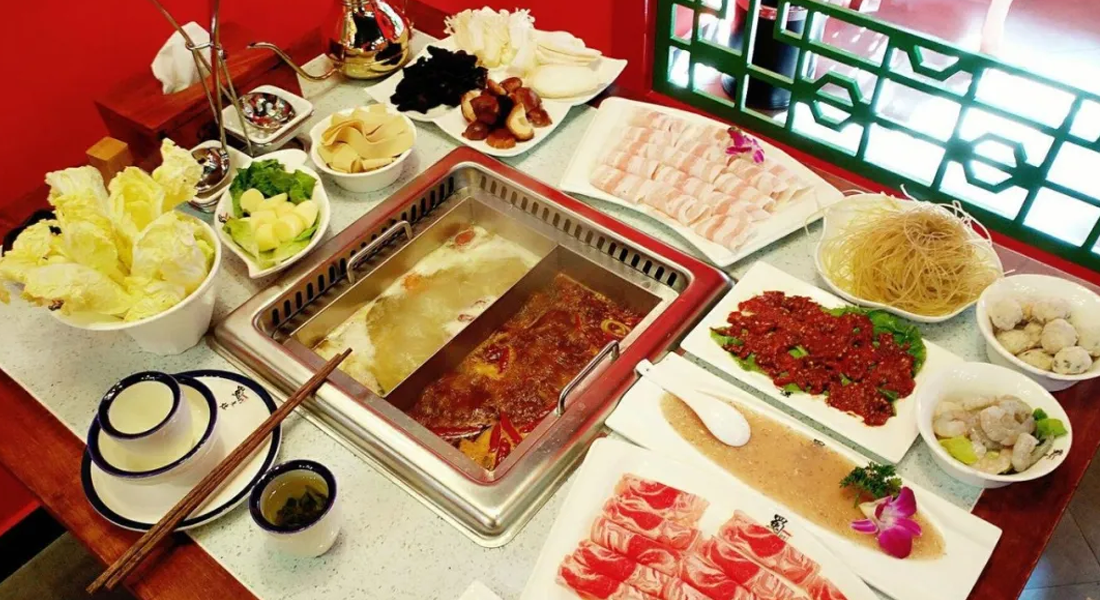 什么是無(wú)煙火鍋?zhàn)?？它與傳統(tǒng)火鍋?zhàn)烙惺裁磪^(qū)別？我們來(lái)一起學(xué)習(xí)(圖1)