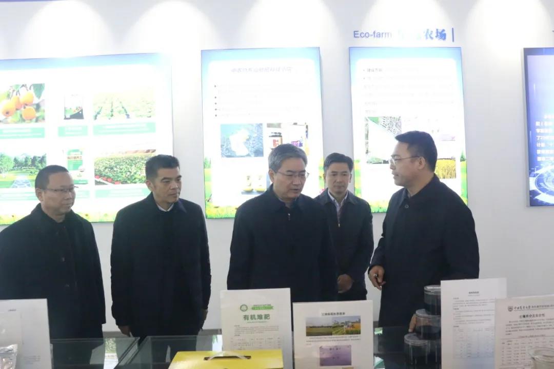 蘇州市委副書記朱民視察調(diào)研環(huán)太湖有機(jī)廢棄物處理利用示范中心（臨湖）(圖1)